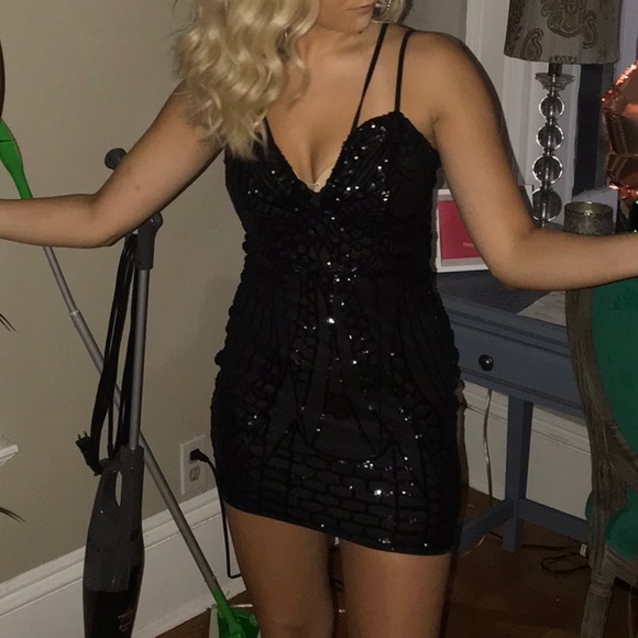 Black sparkly dress - Picture 2 of 2